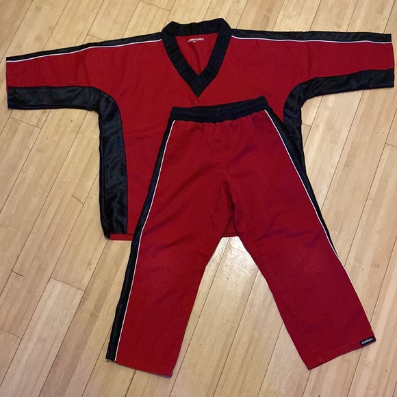 Century  ATA Dobok, size 1 - Picture 3 of 9